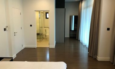 For rent そして for sale 4 Beds house in Bang Kapi, Bangkok
