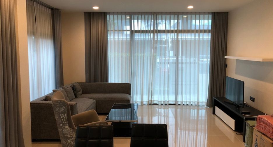 For rent そして for sale 4 Beds house in Bang Kapi, Bangkok