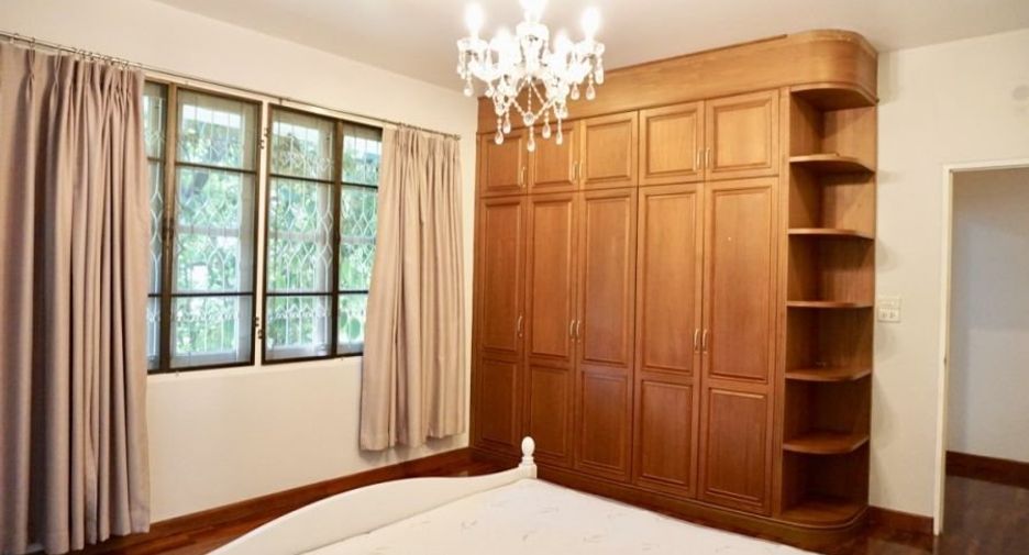 For rent 3 bedrooms house in San Sai, Chiang Mai