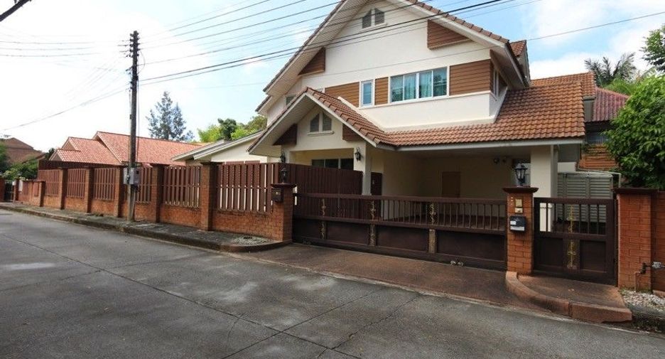 For sale 4 Beds house in Hang Dong, Chiang Mai