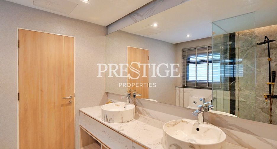 For sale 3 ベッドルーム house in Bang Lamung, Chonburi