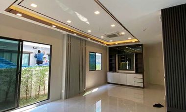 For sale 4 Beds house in Pak Kret, Nonthaburi