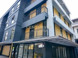 For sale retail Space in Phaya Thai, Bangkok