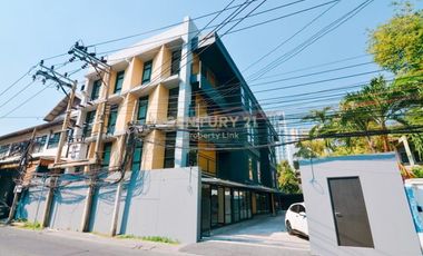 À vendre local commercial à Phaya Thai, Bangkok