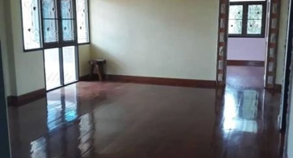For sale 4 Beds house in Bueng Kum, Bangkok