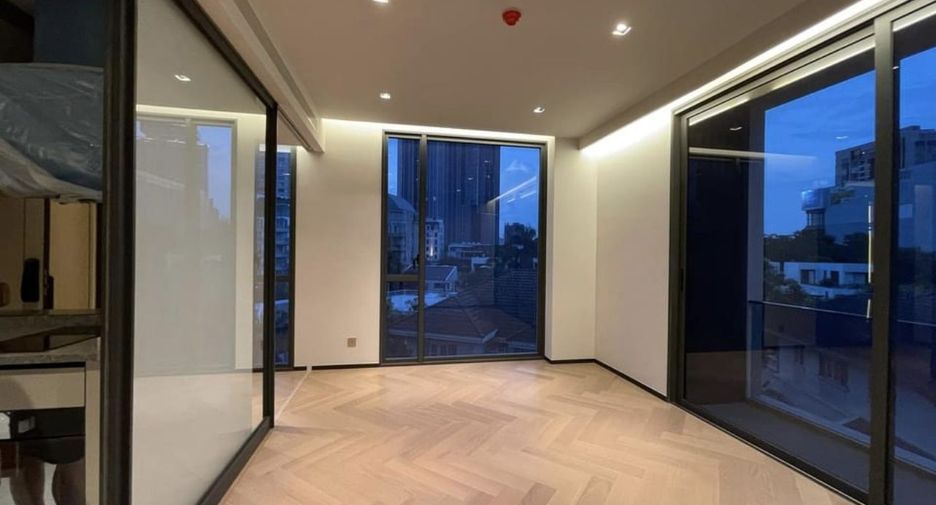 For rent 1 bed condo in Watthana, Bangkok