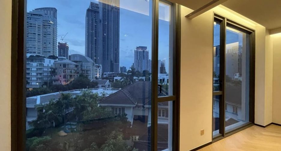 For rent 1 bed condo in Watthana, Bangkok