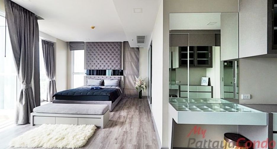 For sale 3 bedrooms condo in Bang Lamung, Chonburi