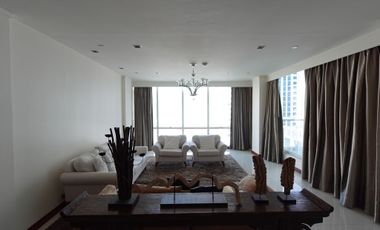 For sale 3 bed condo in Khlong Toei, Bangkok
