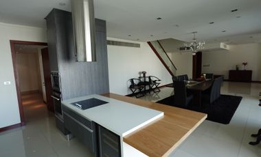 For sale 3 bed condo in Khlong Toei, Bangkok