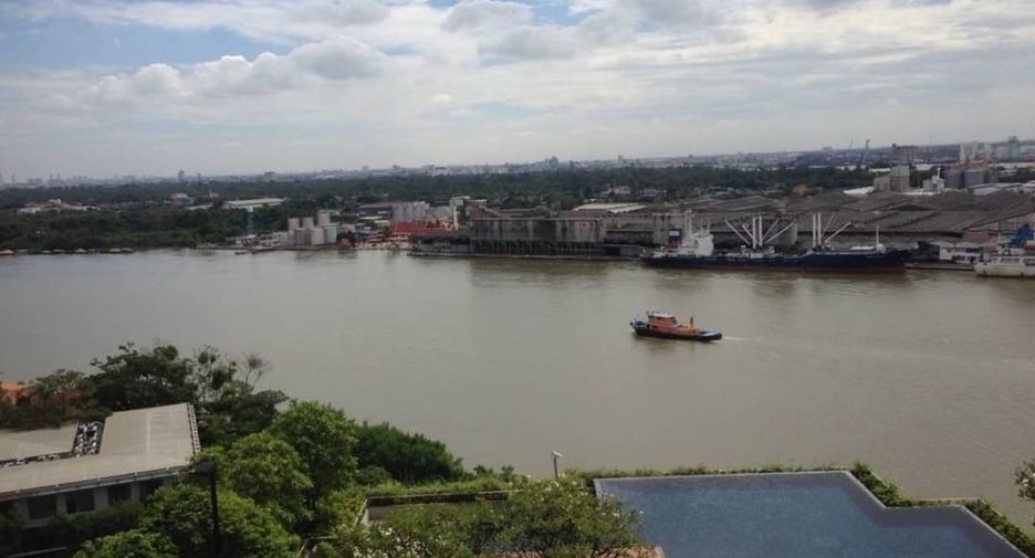 Condo en alquiler y en venta de 3 habitaciones en Yan Nawa, Bangkok