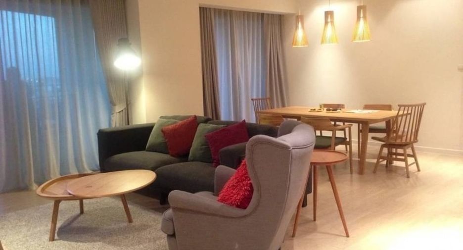 Condo en alquiler y en venta de 3 habitaciones en Yan Nawa, Bangkok