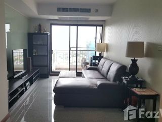 For rent 3 Beds condo in Yan Nawa, Bangkok