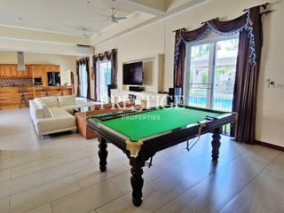 À louer et à vendre 5 chambres maison à Bang Lamung, Chonburi