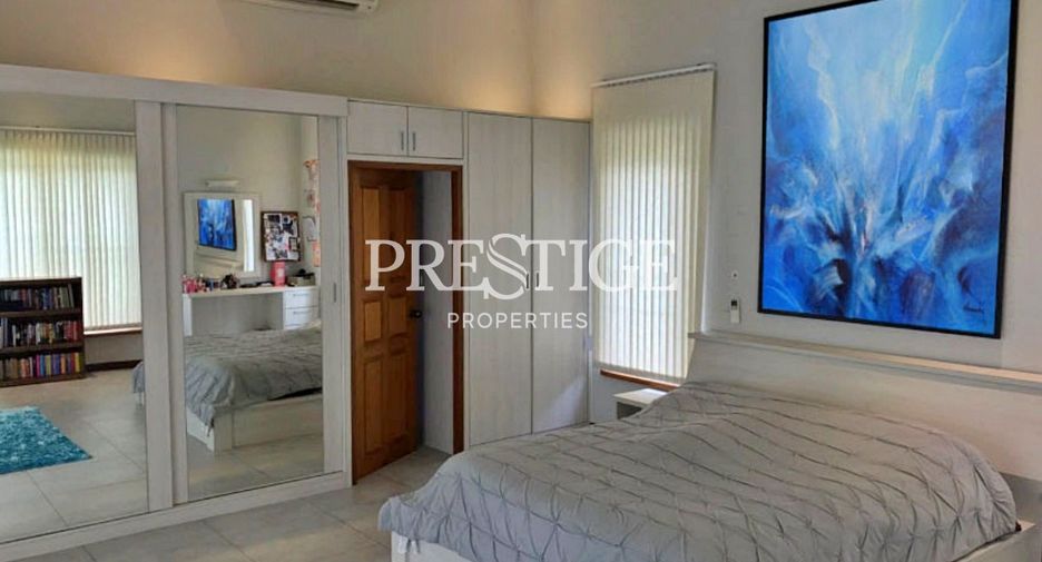 For rent and for sale 5 bedrooms house in Bang Lamung, Chonburi