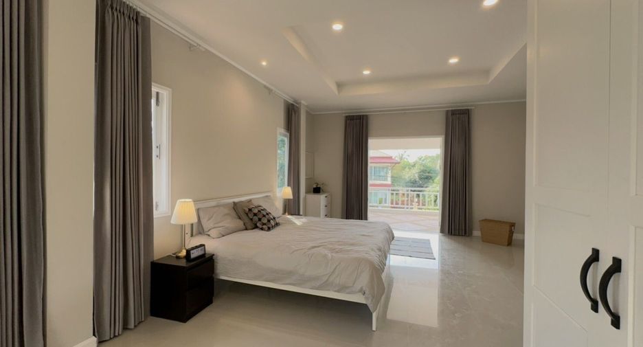 For rent 4 bed townhouse in Thalang, Phuket