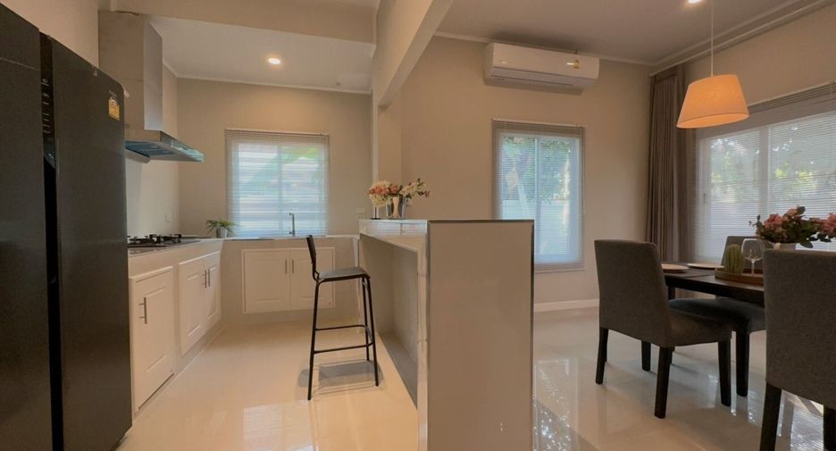 For rent 4 Beds townhouse in Thalang, Phuket
