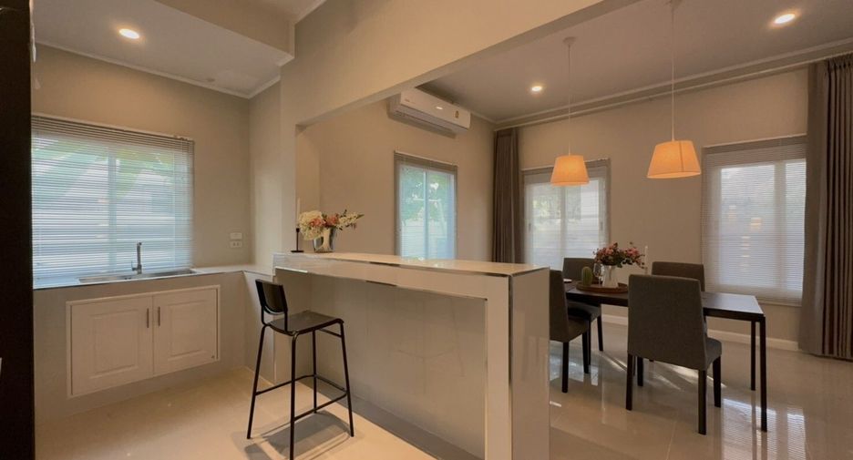 For rent 4 bed townhouse in Thalang, Phuket