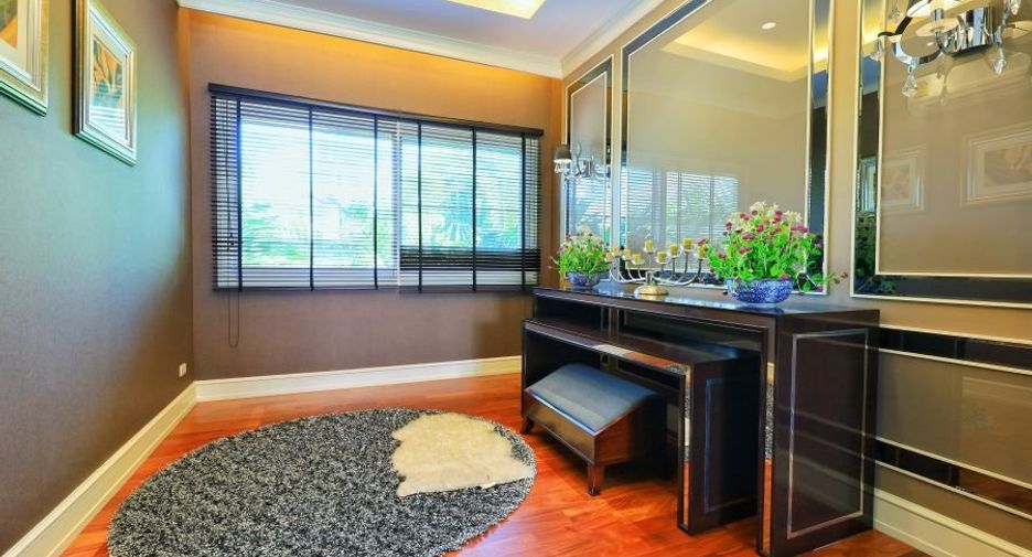 For sale 5 bedrooms house in Bang Kruai, Nonthaburi