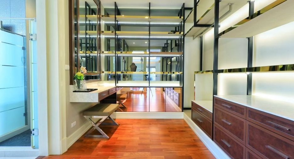 For sale 5 bedrooms house in Bang Kruai, Nonthaburi
