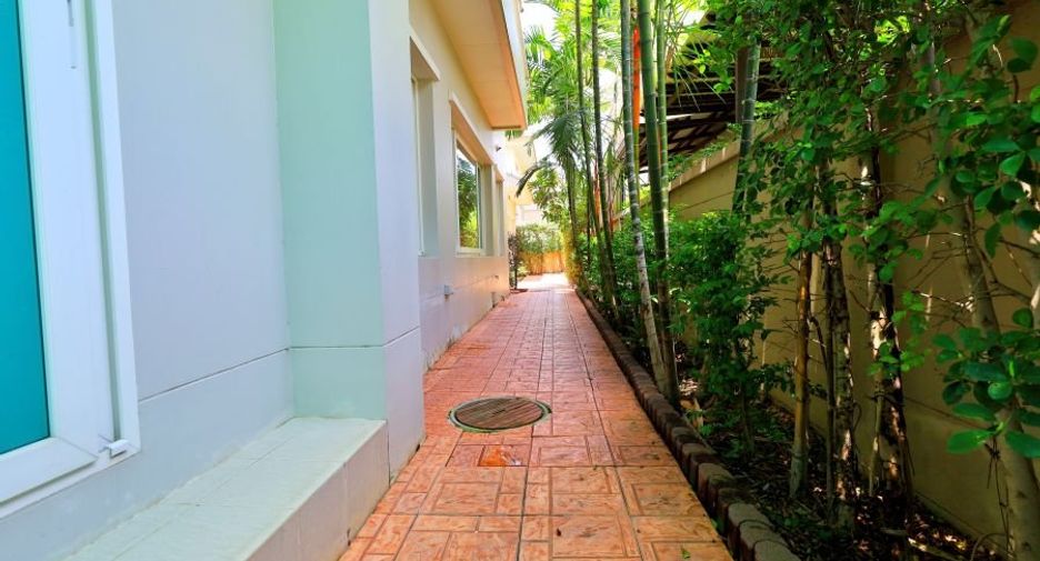 For sale 5 bedrooms house in Bang Kruai, Nonthaburi