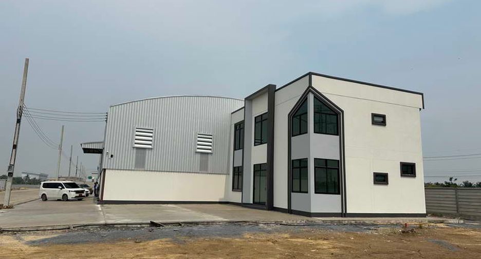 For sale そして for rent warehouse in Sai Noi, Nonthaburi