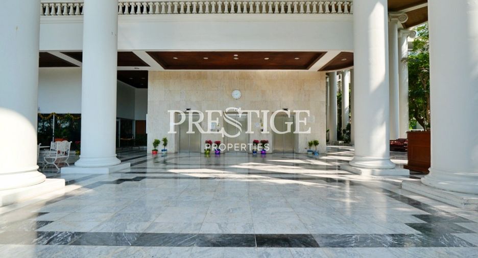 For sale 3 bedrooms condo in Bang Lamung, Chonburi
