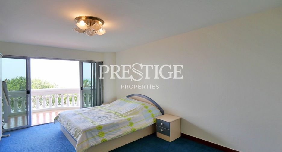 For sale 3 bedrooms condo in Bang Lamung, Chonburi