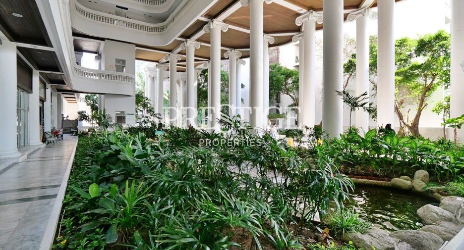 For sale 3 bedrooms condo in Bang Lamung, Chonburi
