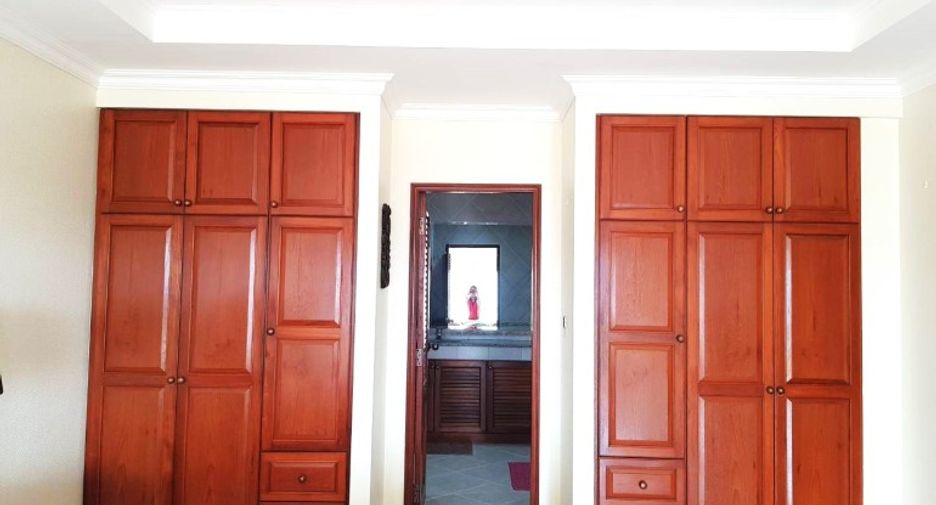 For sale 2 bedrooms condo in Jomtien, Pattaya