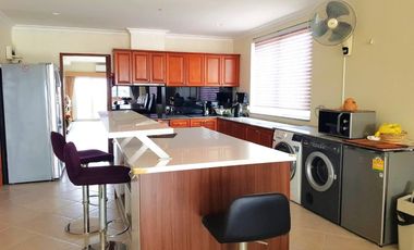 For sale 2 bed condo in Jomtien, Pattaya