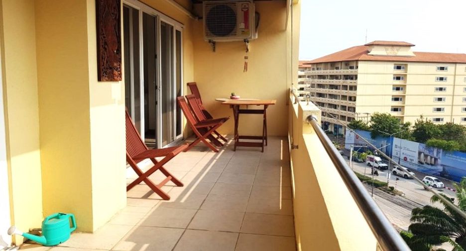 For sale 2 bedrooms condo in Jomtien, Pattaya