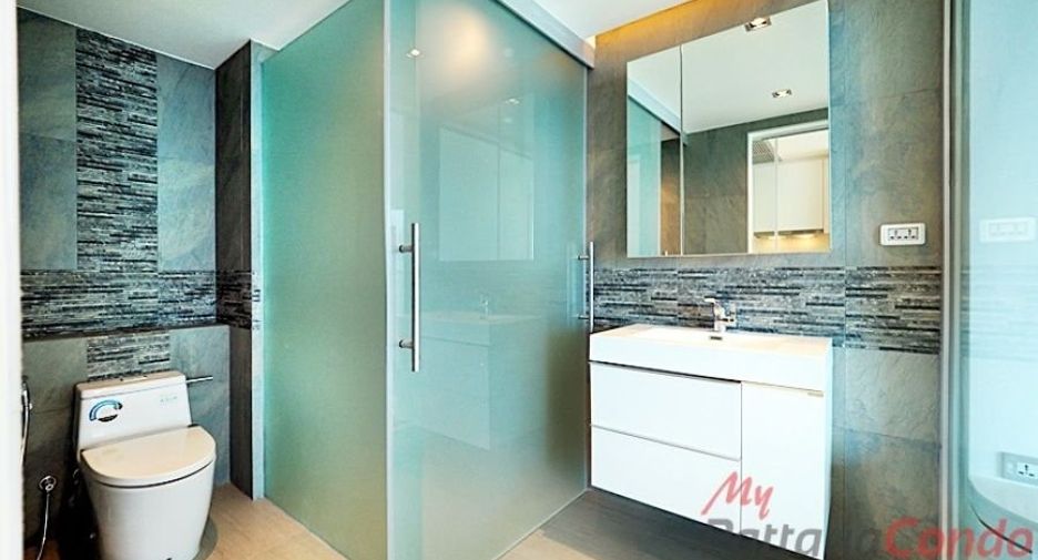 For sale studio condo in Bang Lamung, Chonburi