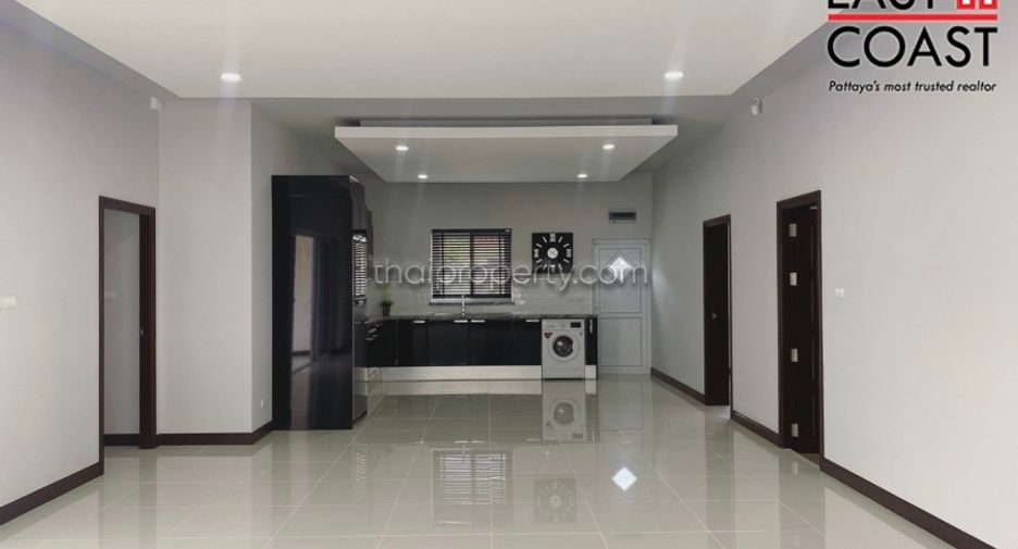 For sale 3 bedrooms house in Sattahip, Chonburi