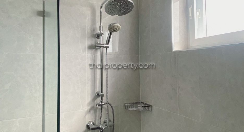 For sale 3 bedrooms house in Sattahip, Chonburi