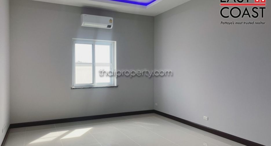 For sale 3 bedrooms house in Sattahip, Chonburi