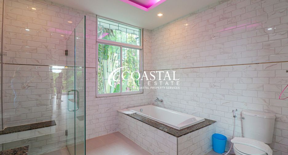 For sale 7 bed house in Na Jomtien, Pattaya