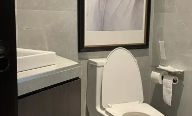 For sale 2 Beds condo in Yan Nawa, Bangkok