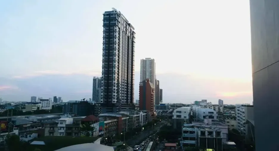 For sale 1 bed condo in Sathon, Bangkok
