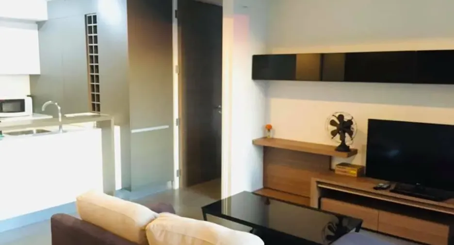 For sale 1 bed condo in Sathon, Bangkok