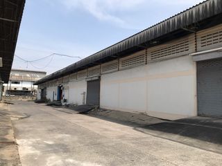 À louer entrepôt à Mueang Samut Prakan, Samut Prakan
