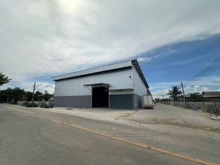 For rent warehouse in Sai Noi, Nonthaburi