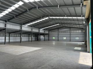 For rent warehouse in Mueang Nonthaburi, Nonthaburi