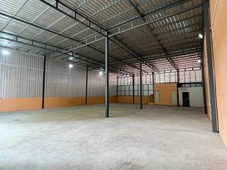 For rent warehouse in Huai Khwang, Bangkok