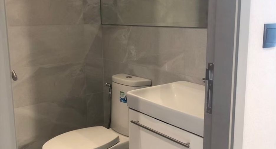 For sale and for rent 1 bed condo in Watthana, Bangkok