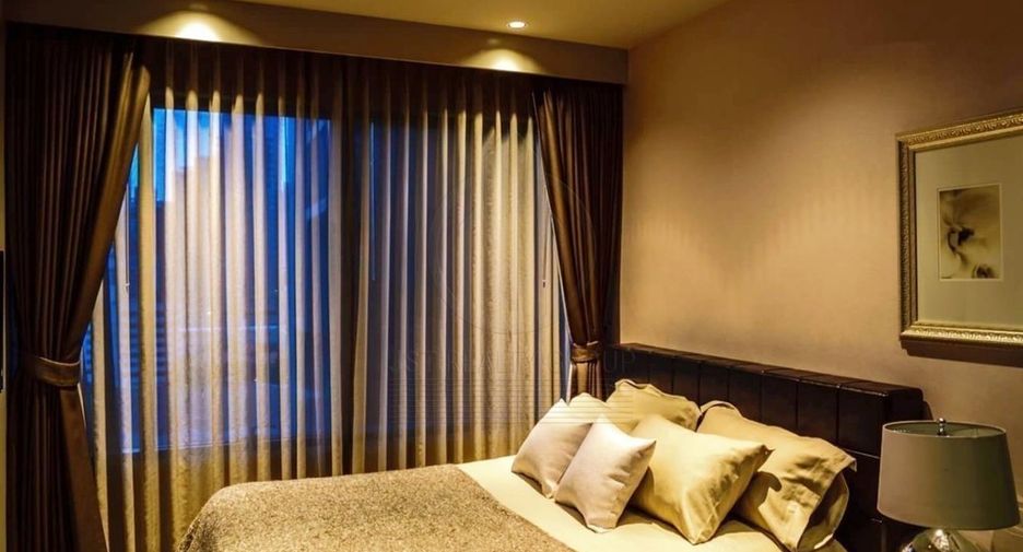 For rent and for sale 3 bedrooms condo in Khlong Toei, Bangkok