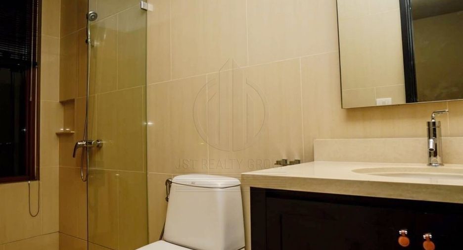 For rent and for sale 3 bedrooms condo in Khlong Toei, Bangkok