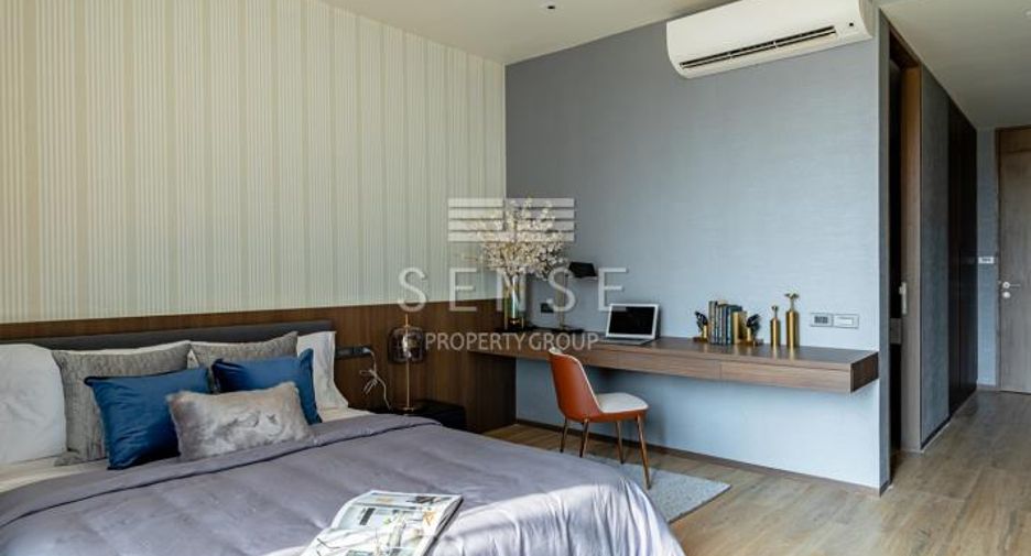For rent 3 bedrooms condo in Khlong Toei, Bangkok