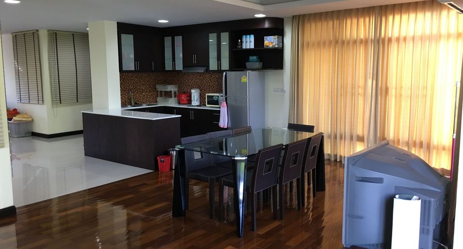 For sale 3 bed condo in Hua Hin, Prachuap Khiri Khan