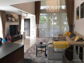 For sale 5 Beds house in Yan Nawa, Bangkok